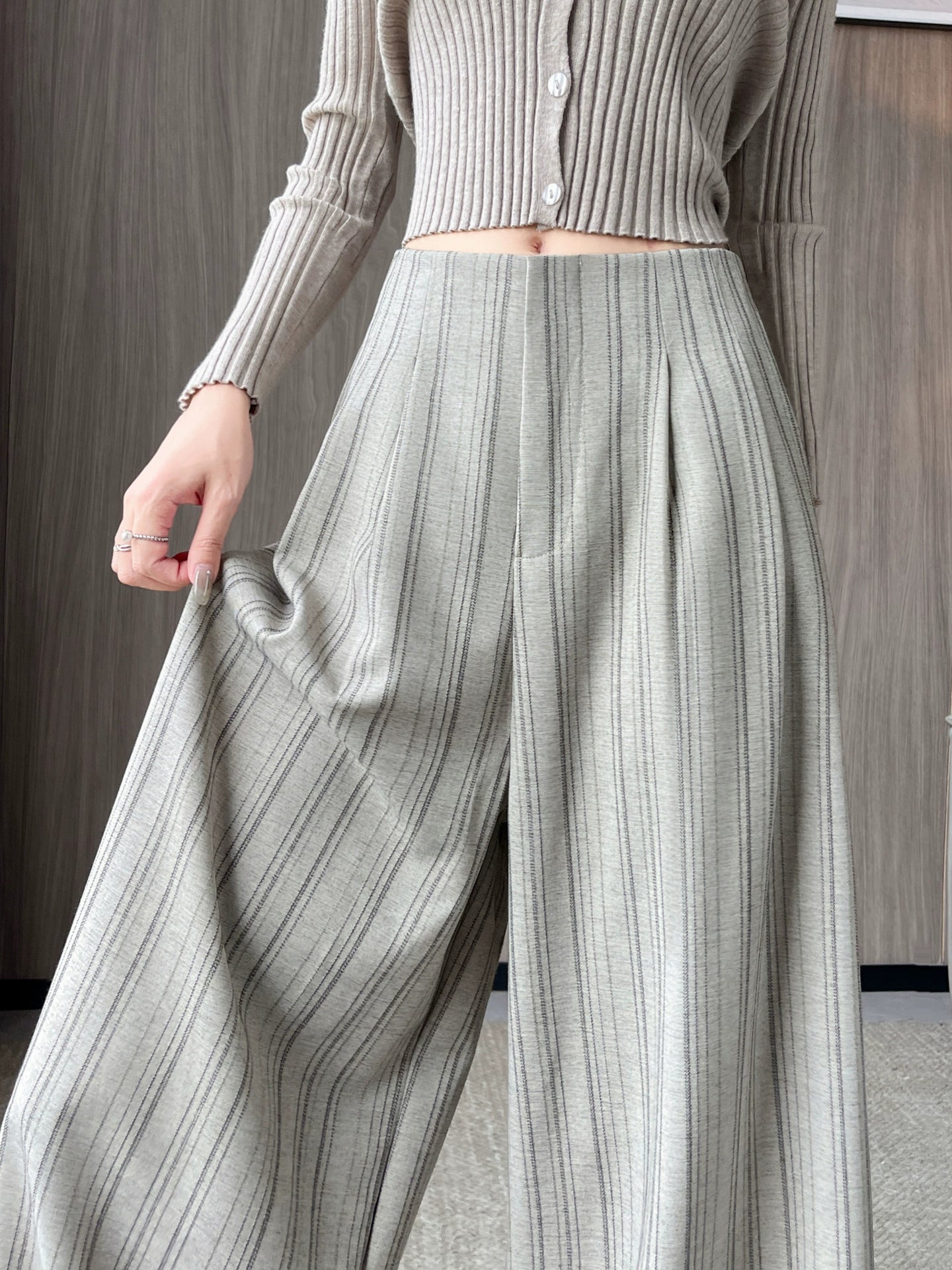 Stripe Wide Reg Pants