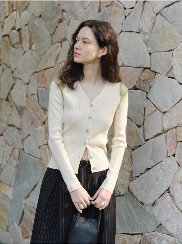 Shoulder Frame Knit - blue & apricot