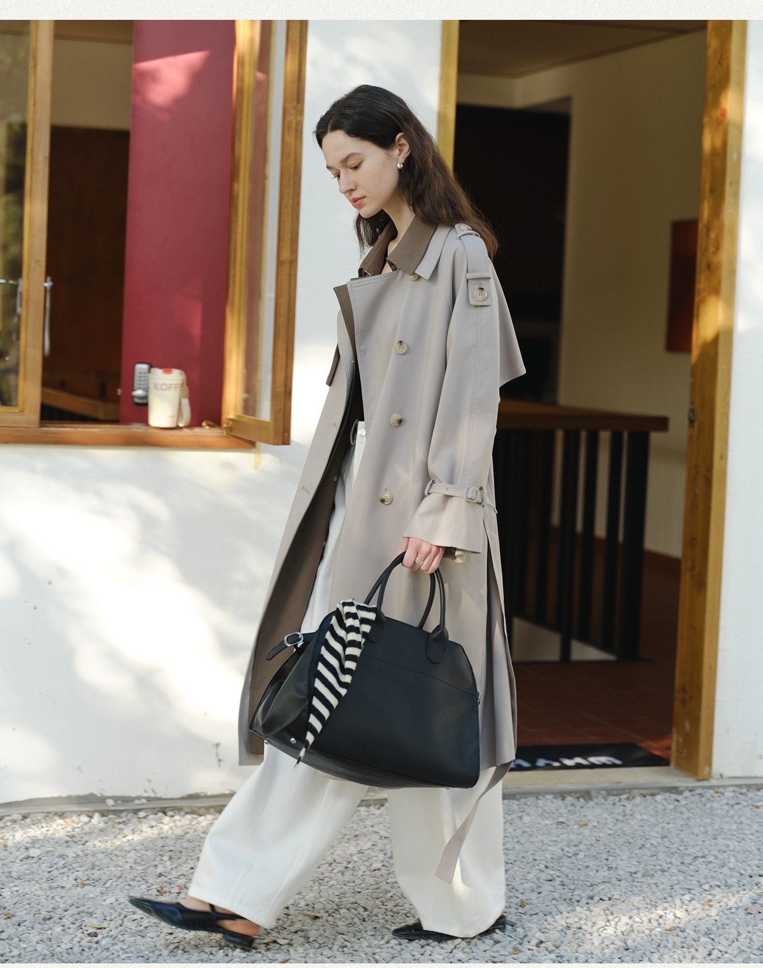 Dual Collar Trench